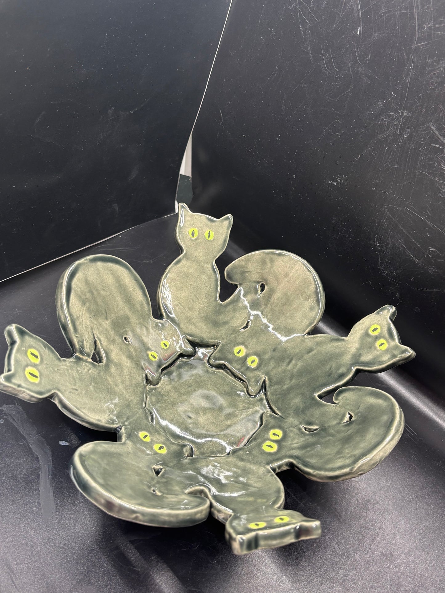 Cat catch-all-bowl