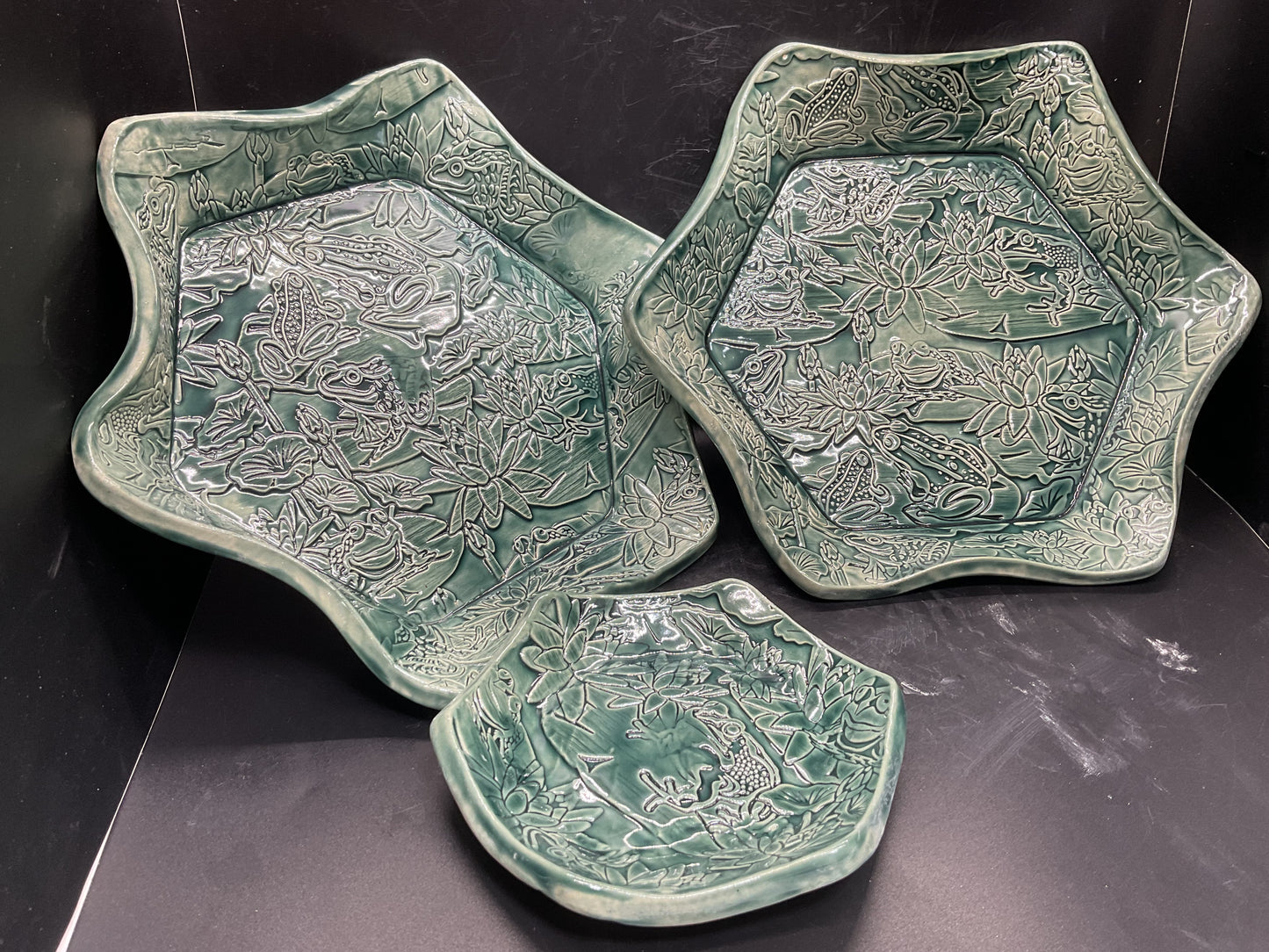 Frog plates