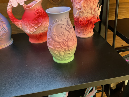 Moon vase