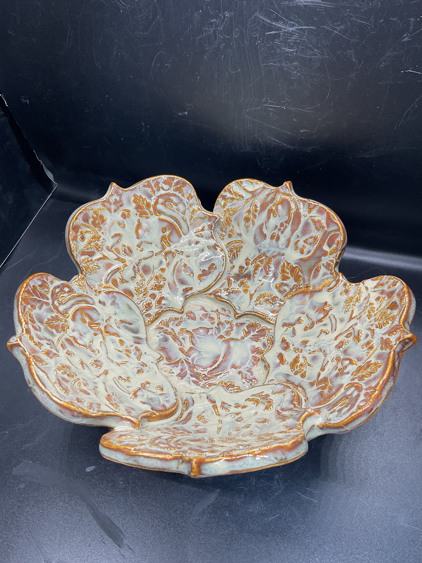 Squirrel catch-all bowl